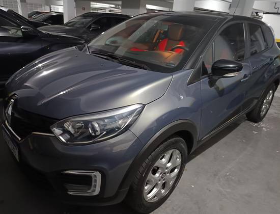 RENAULT CAPTUR 1.6 16V SCE FLEX LIFE X-TRONIC RENAULT CAPTUR 1.6 16V SCE FLEX LIFE X-TRONIC
